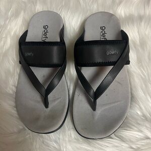 Gdefy Black and Gray Sz8 Women’s Sandals